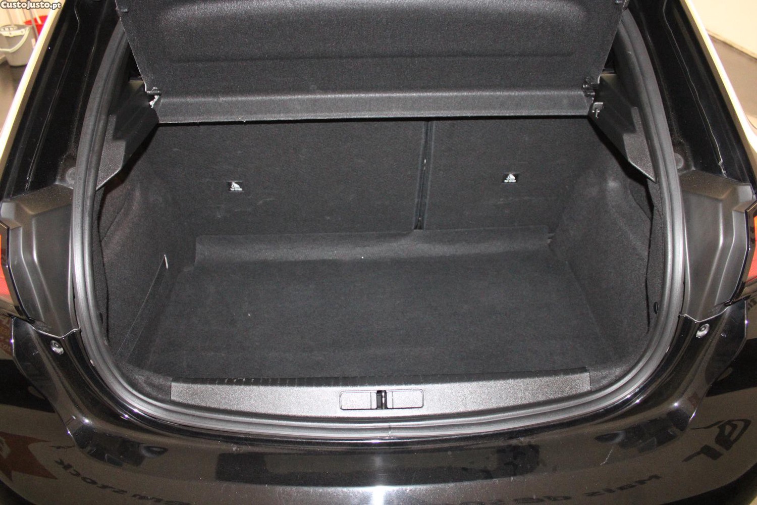 Peugeot 208 1.5BlueHDI 100CV ACTIVE — fotografia 6