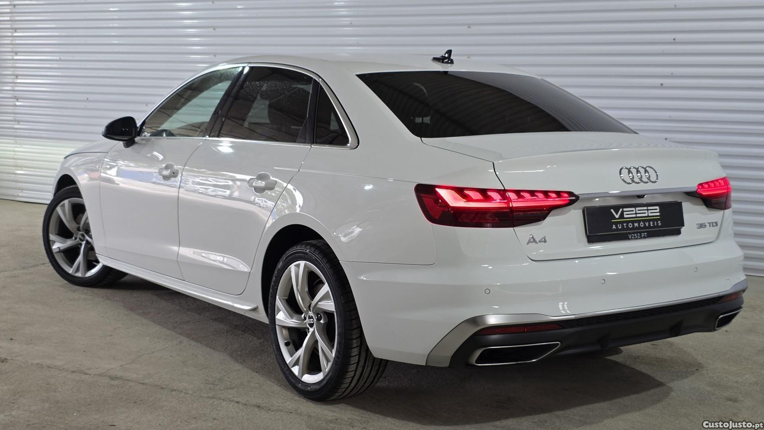 Audi A4 35 TDI S line S tronic — fotografia 15
