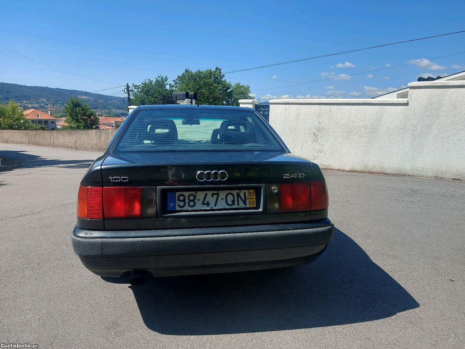 Audi 100 2.4 — fotografia 8
