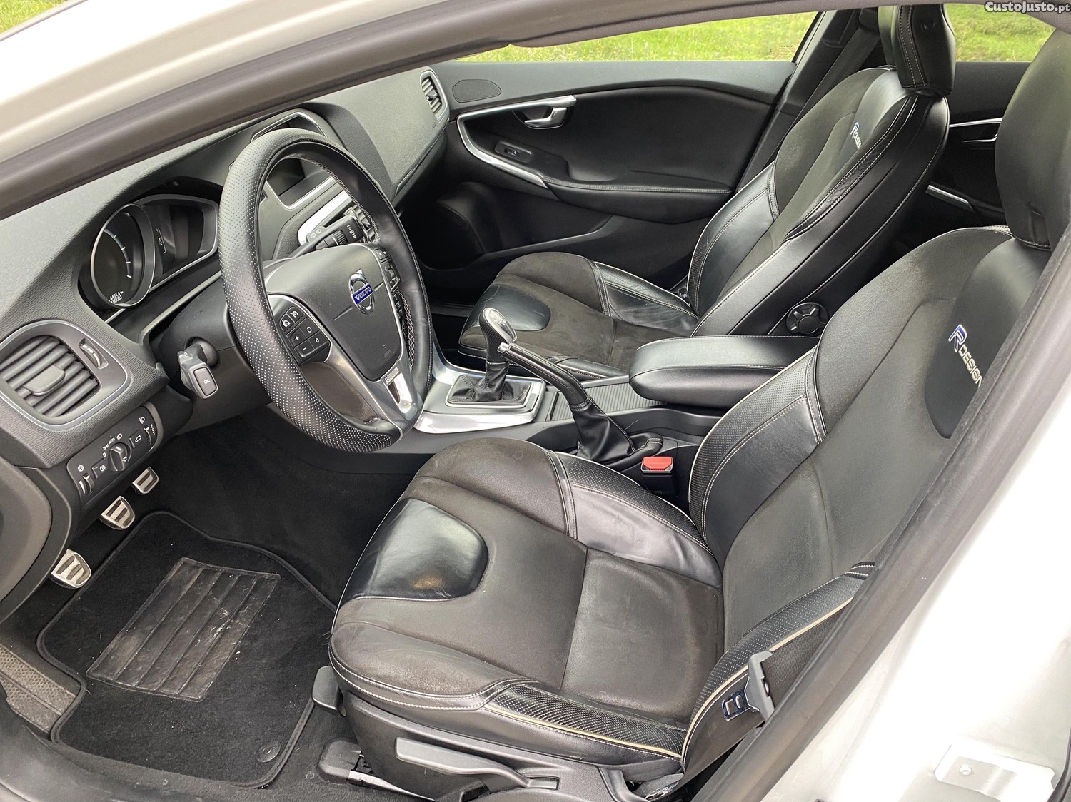 Volvo V40 R-design — photo 5