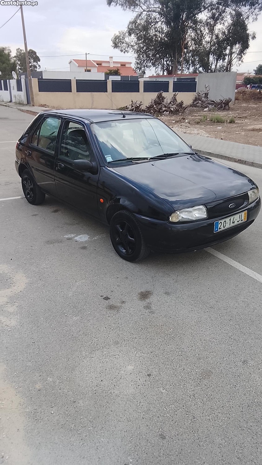Ford Fiesta 1.2 z tec revisão feita inspeção até 2027 - 98 foto 3