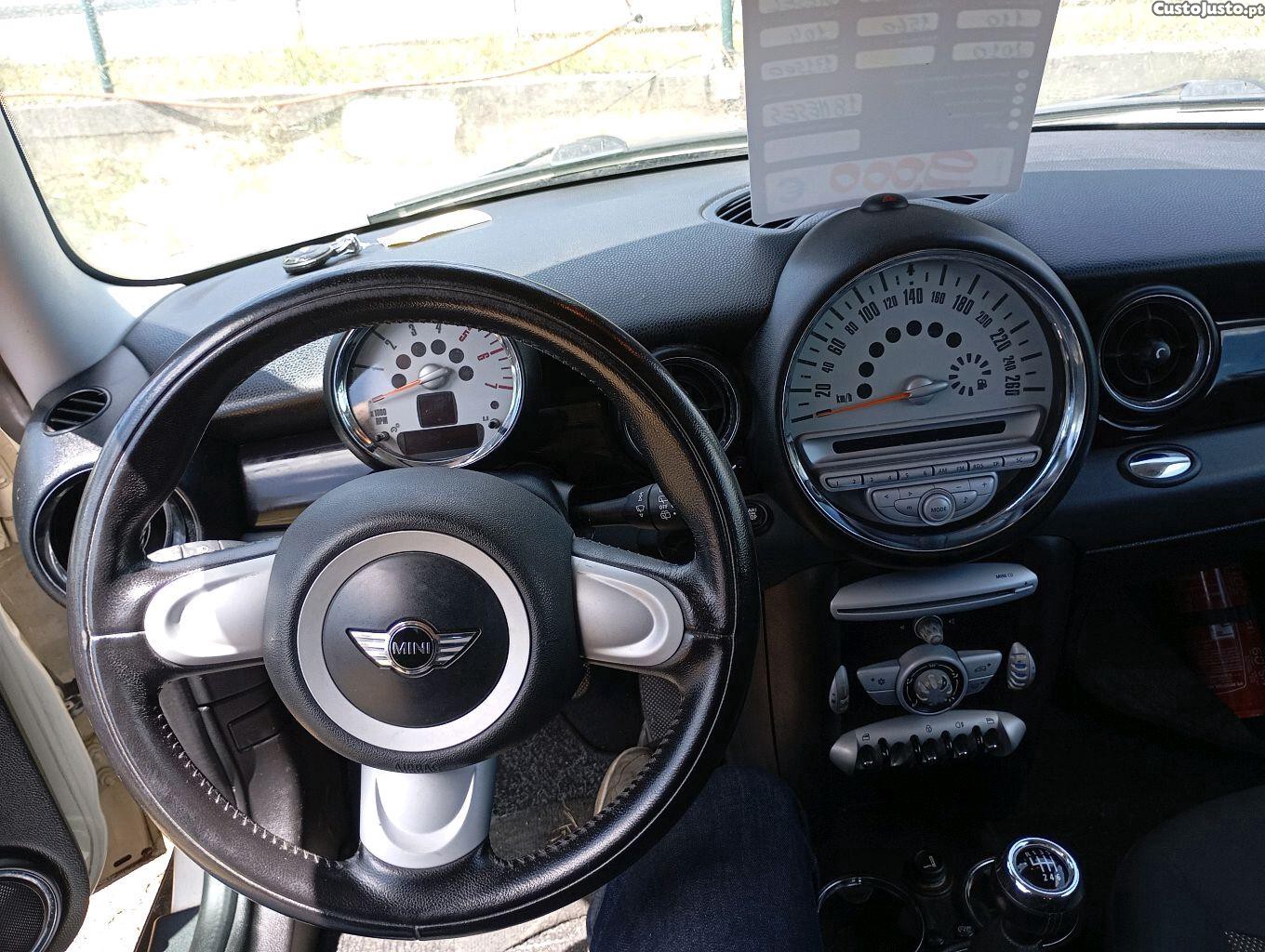 MINI Cooper Cooper D — photo 5