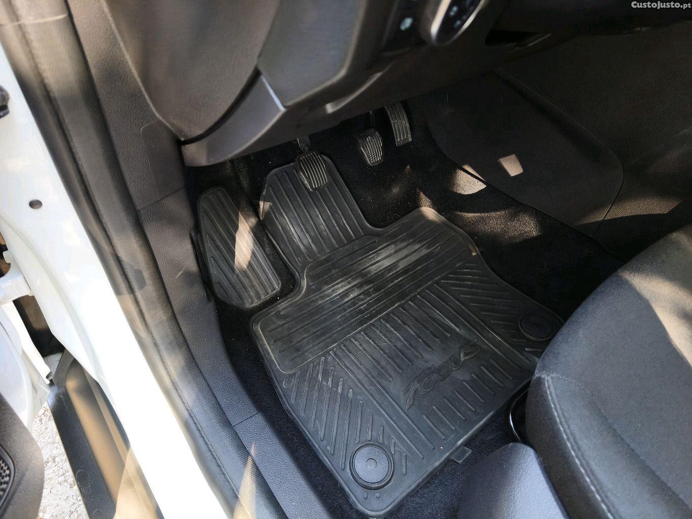 Ford Focus sw — fotografia 8