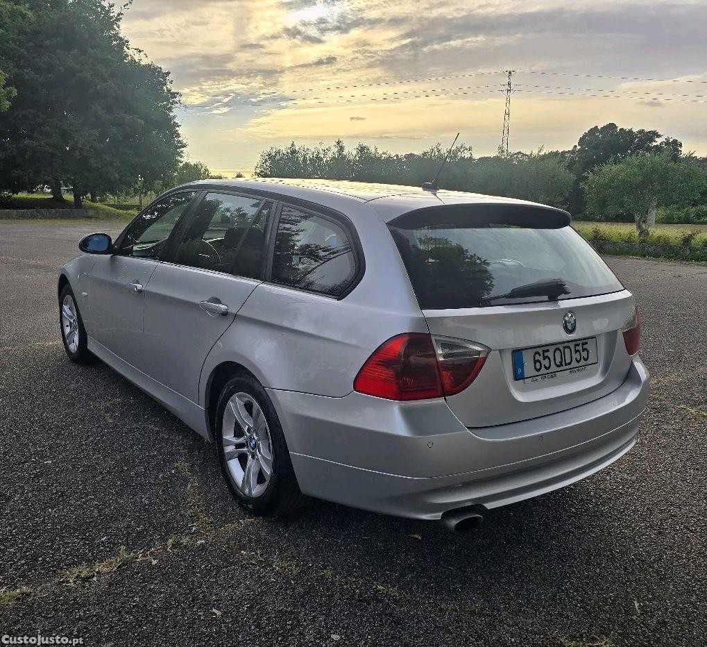 BMW 320 d Touring — fotografia 7