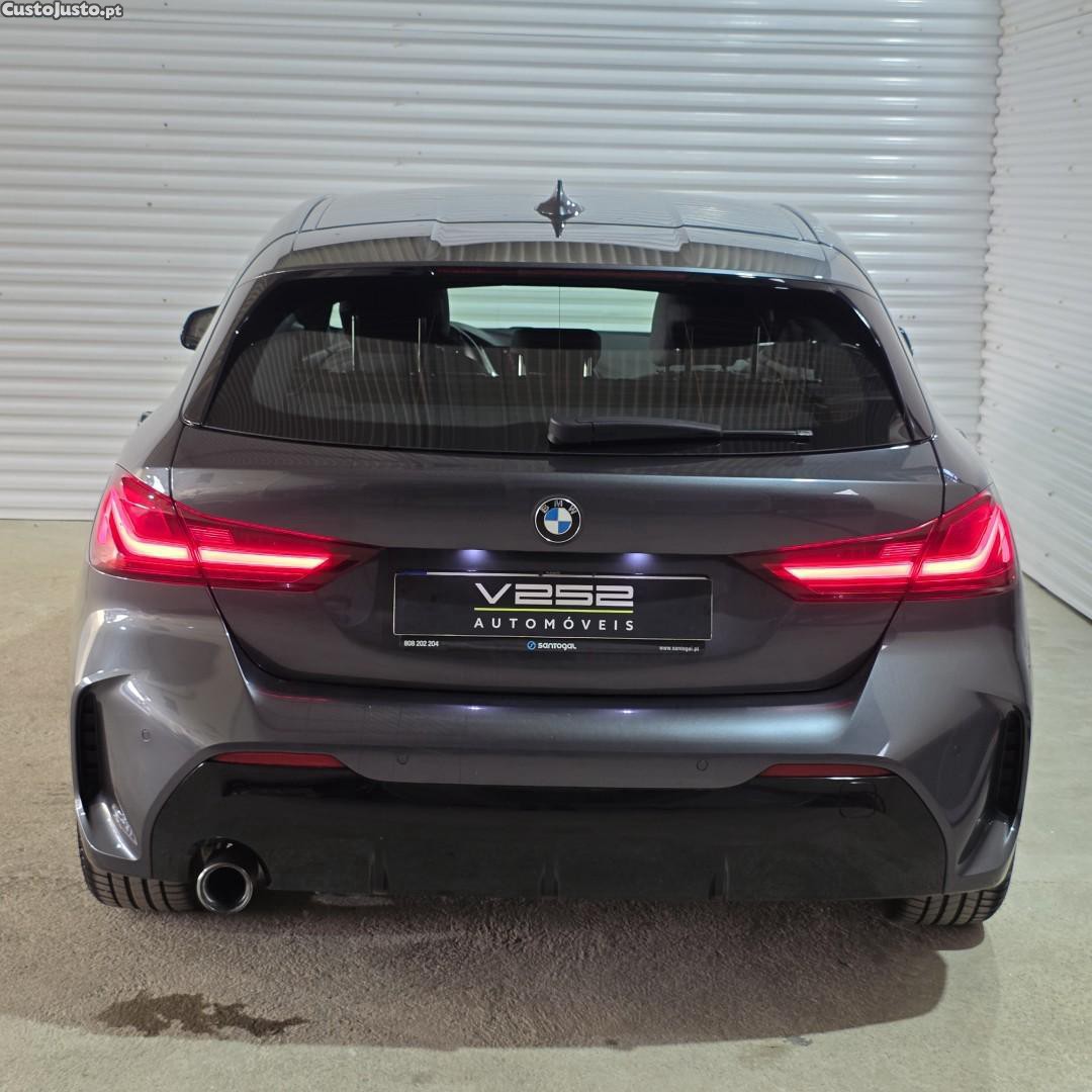 BMW 116 d Pack Desportivo M — fotografia 15