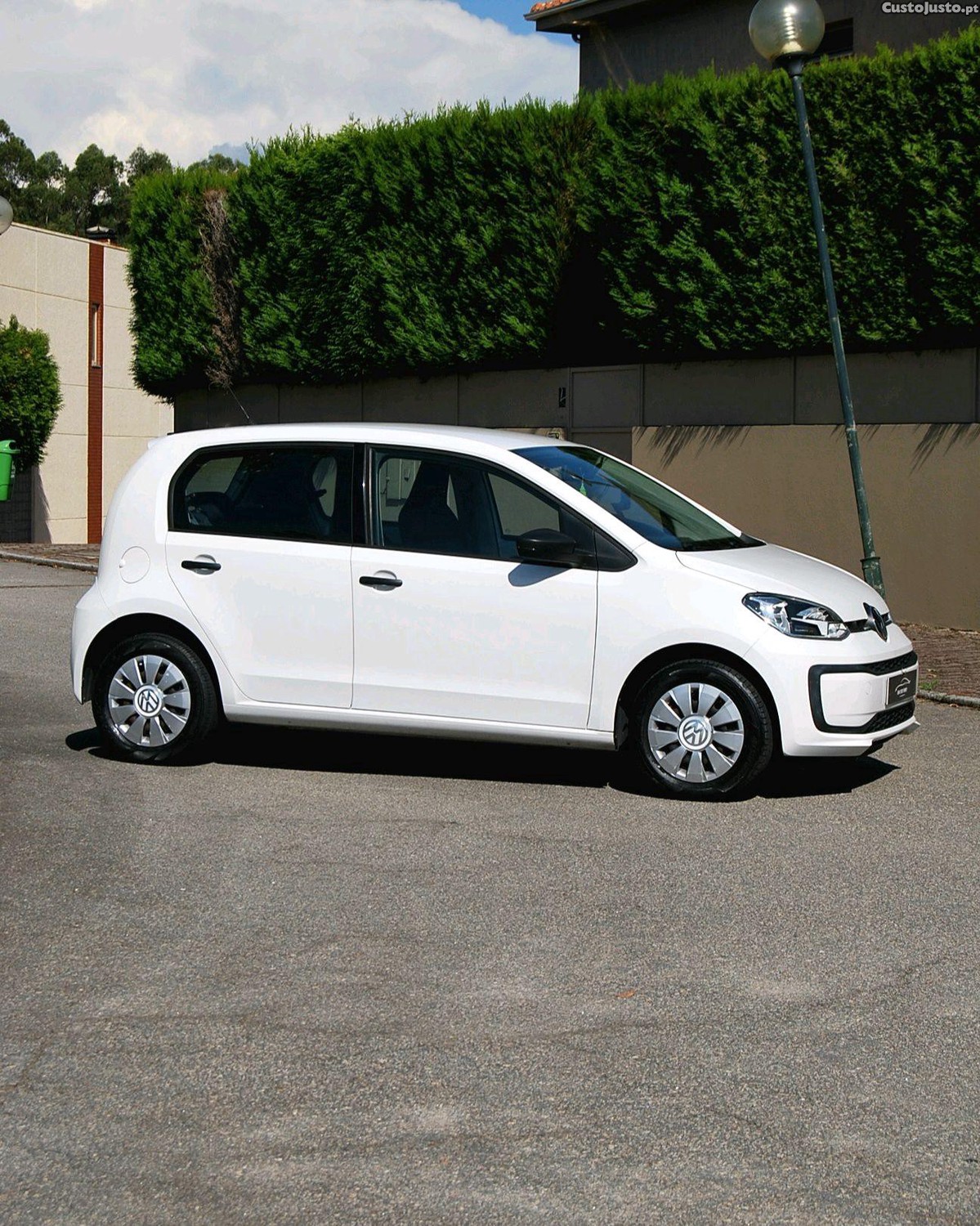 VW Up! 1.0 MOVE - 18 foto 3