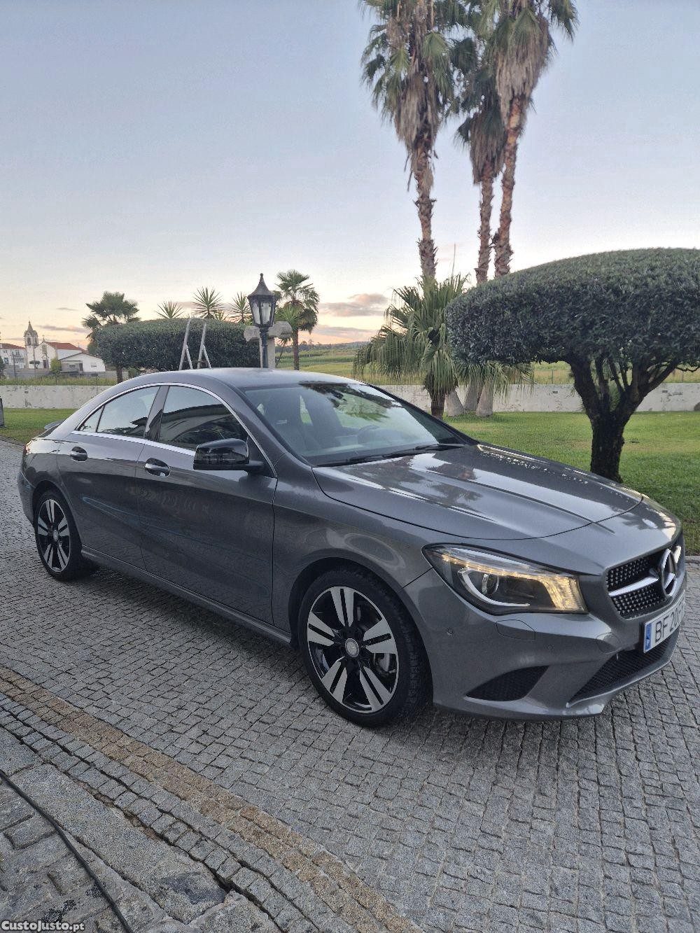 Mercedes-Benz CLA 180 Coupé — photo 4