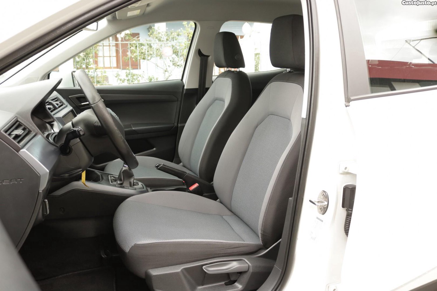 SEAT Arona 1.6 TDI Style — fotografia 46