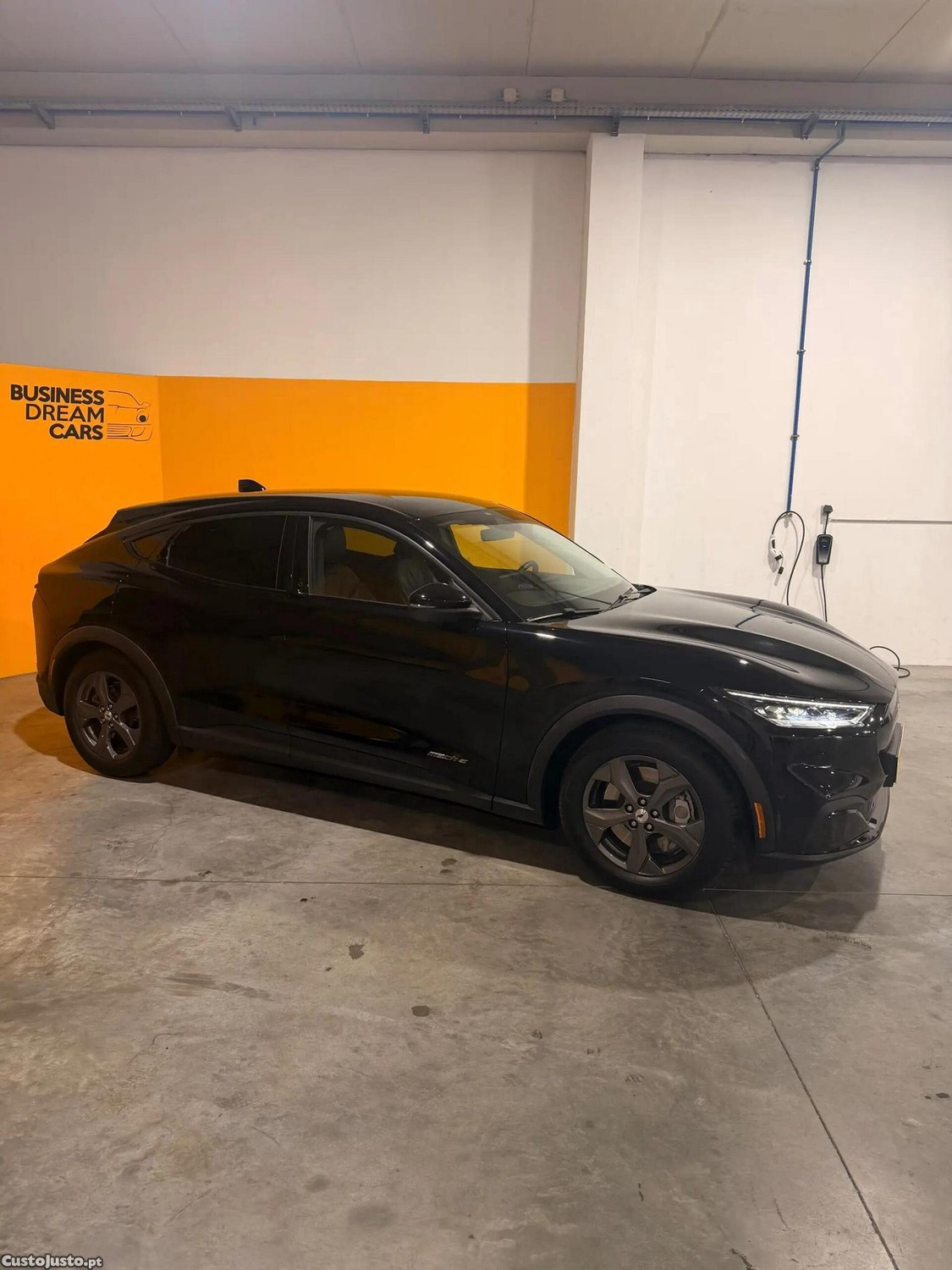 Ford Mustang Mach-E Standard — fotografia 16