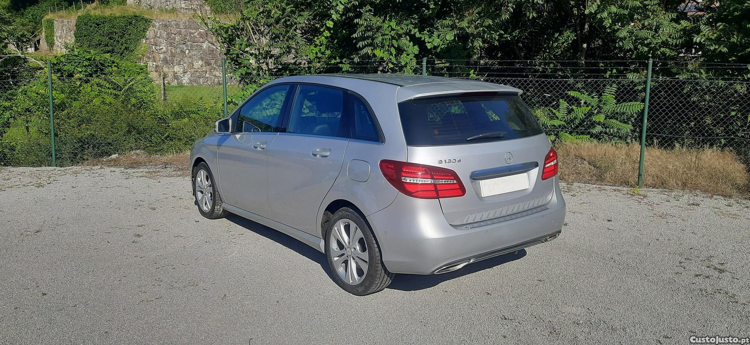 Mercedes-Benz B 180 Sensation - 16 foto 3