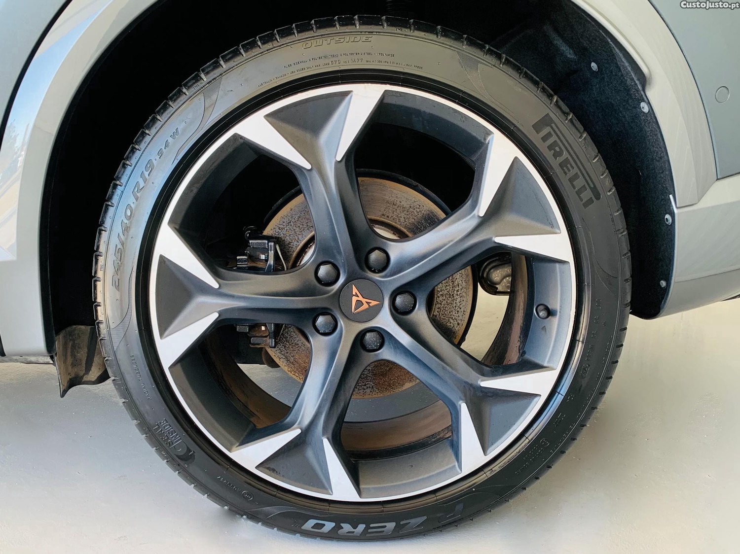 CUPRA Formentor VZ 1.4 e-Hybrid DSG — fotografia 8