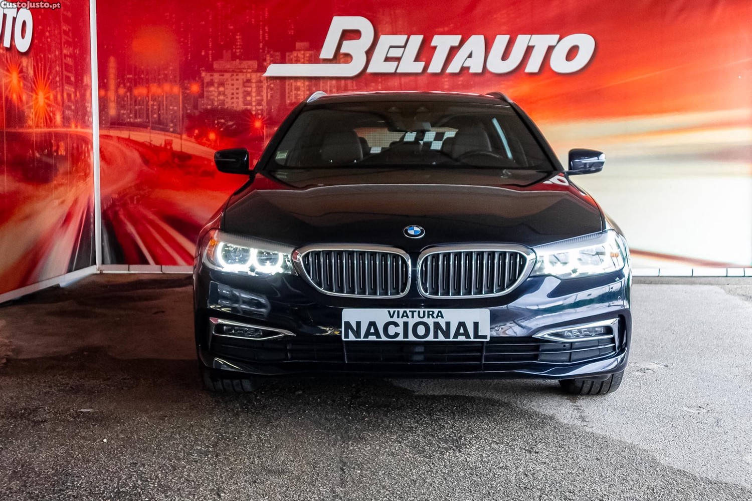 BMW 520 dA Touring Line Luxury Auto - 20 — photo 2