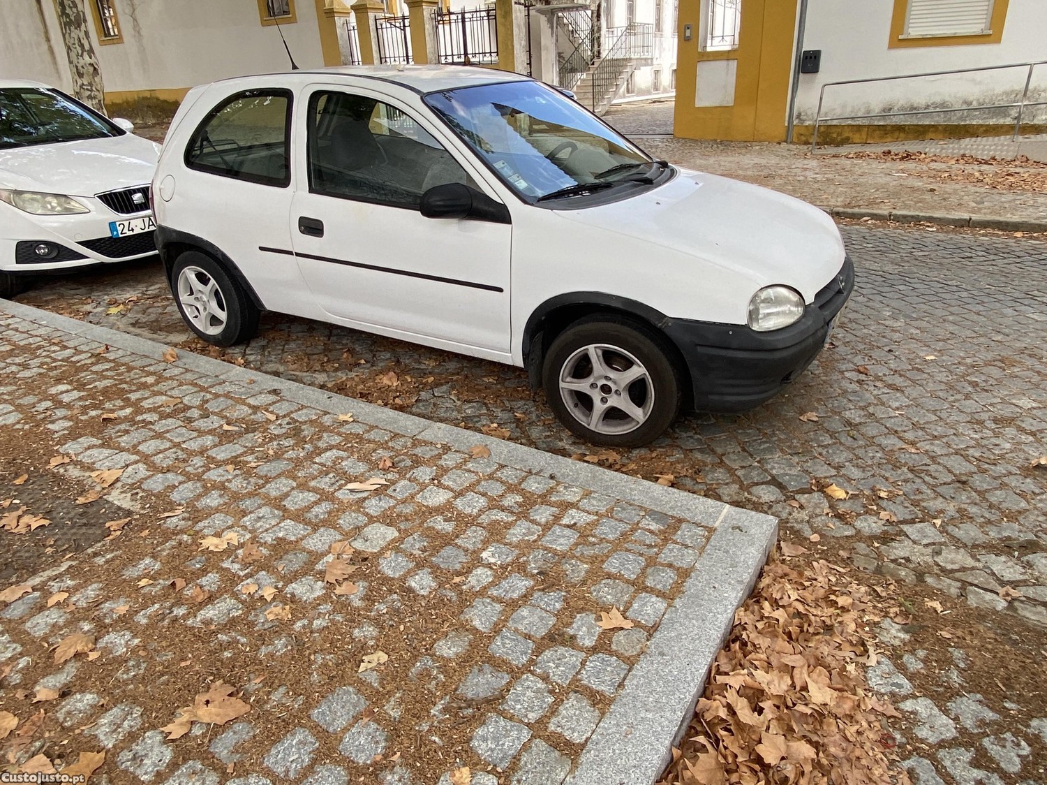 Opel Corsa 1.5 td motor izusu - 94 foto 3