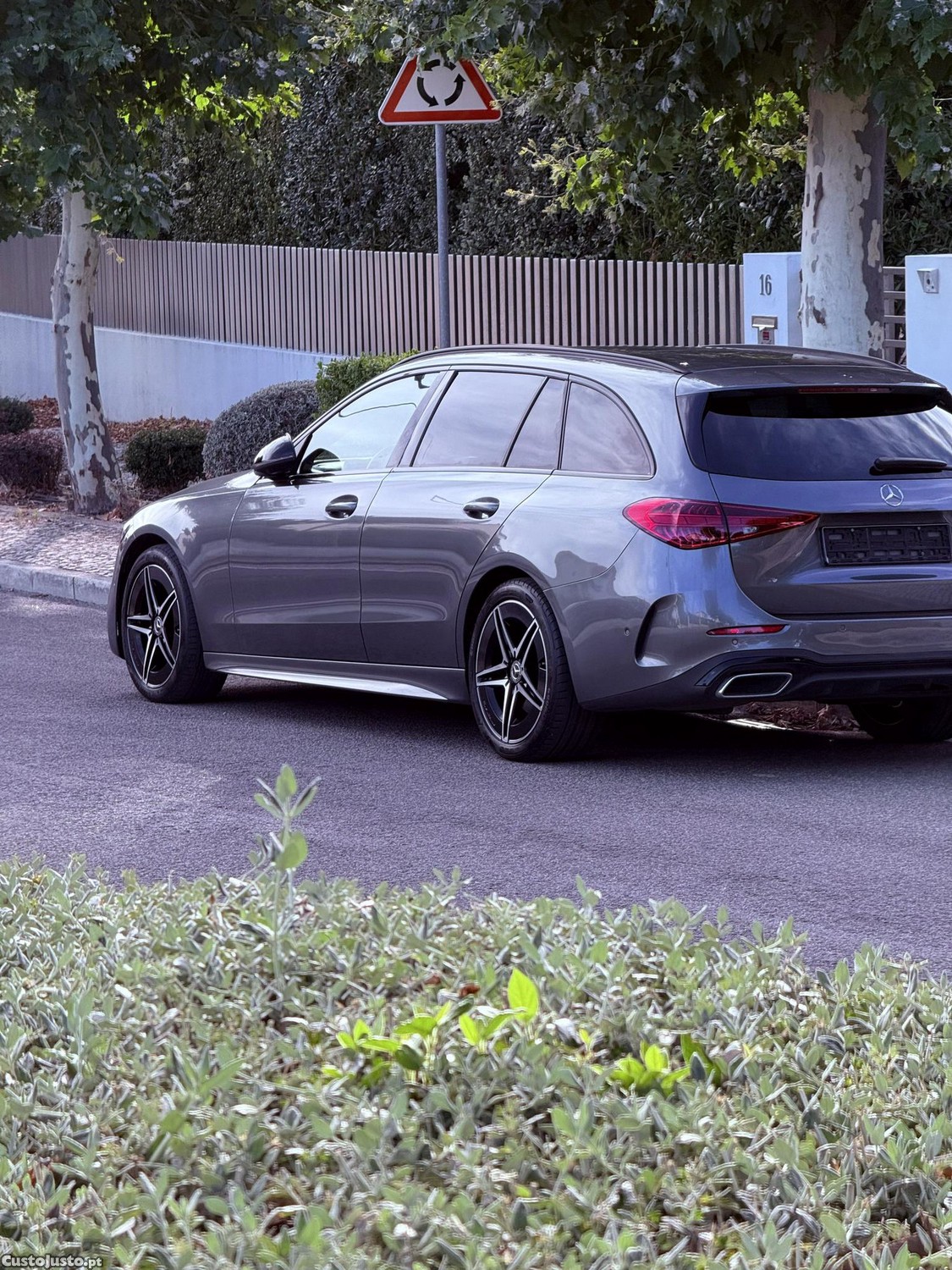 Mercedes-Benz C 220 Pack AMG — fotografia 9