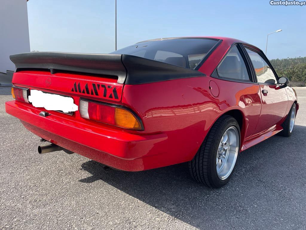 Opel Manta B — fotografia 6