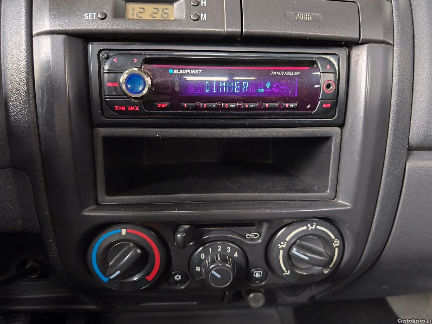 Isuzu D-Max 2.5 DTi CD 2WD LS CM — fotografia 15