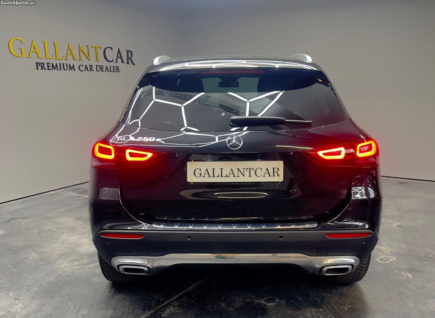 Mercedes-Benz GLA 250 e 8G-DCT Hibrido/Plug-in — fotografia 21