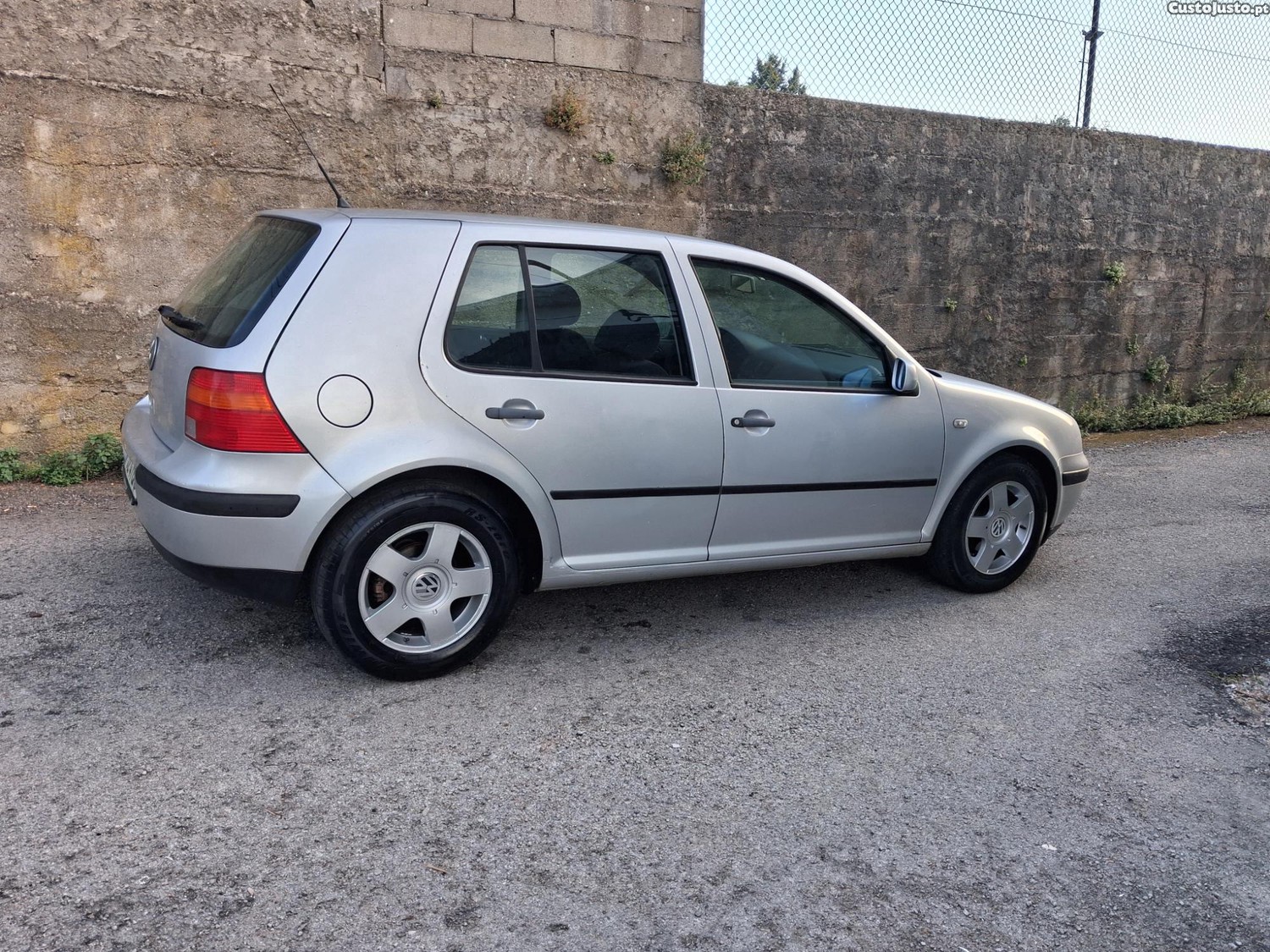 VW Golf IV 1.4 16v - 00 foto 2
