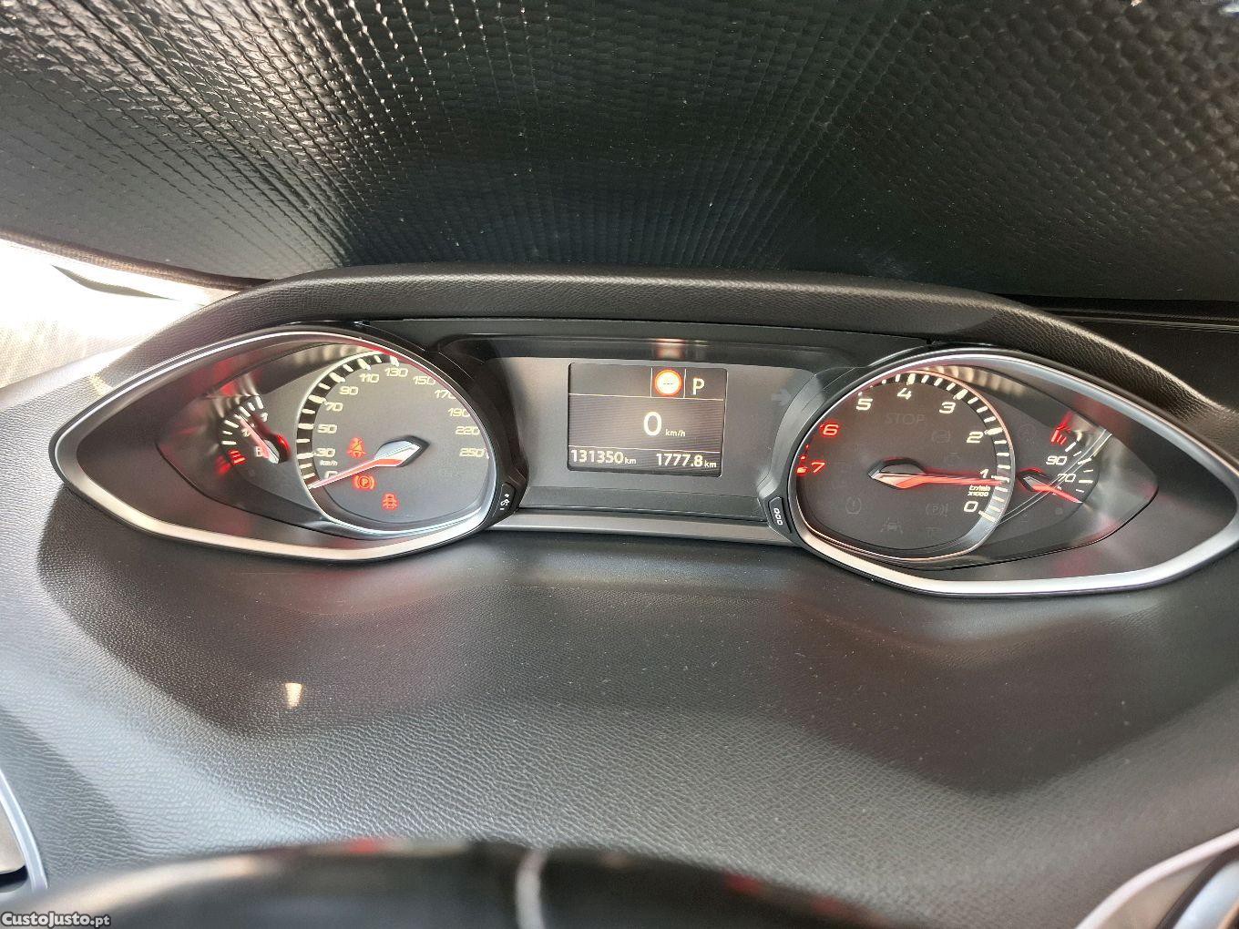 Peugeot 308 1.2 allure 130cv EAT8 - 19 foto 5