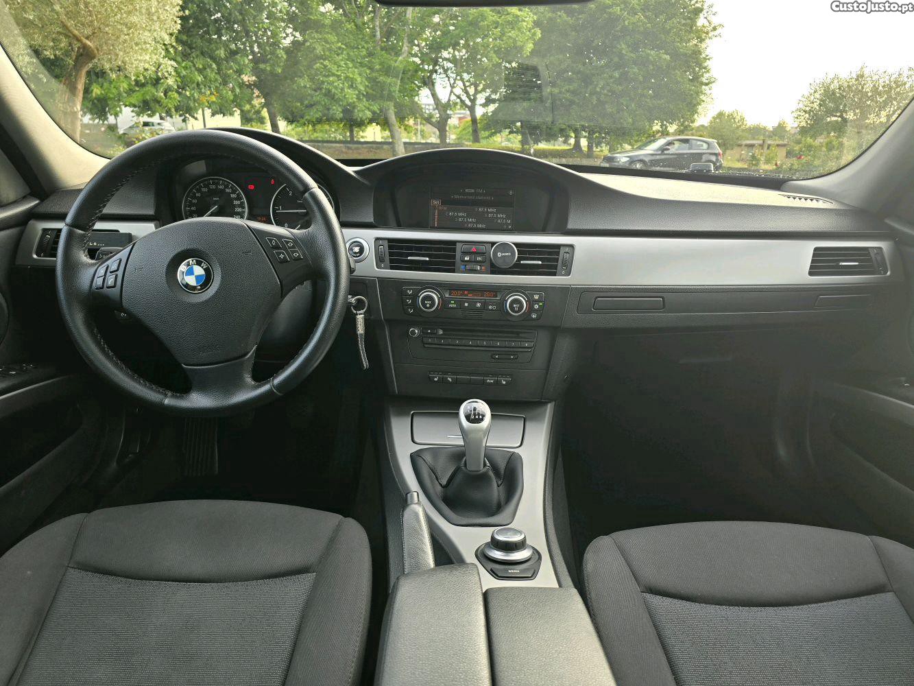 BMW 320 d Touring — fotografia 6