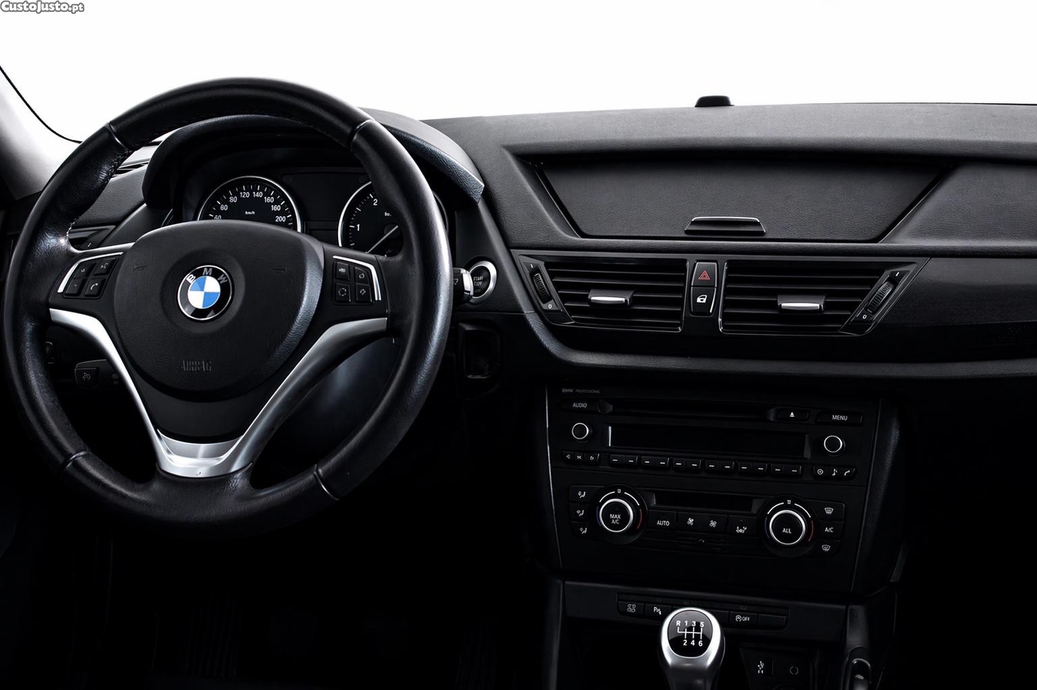 BMW X1 S.Drive 16D Xline — photo 2