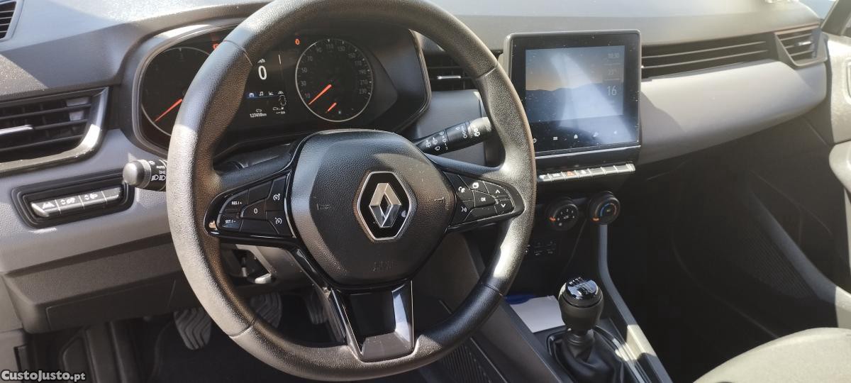 Renault Clio A Diesel de 101-Cavalos de 6-velocidades — fotografia 3