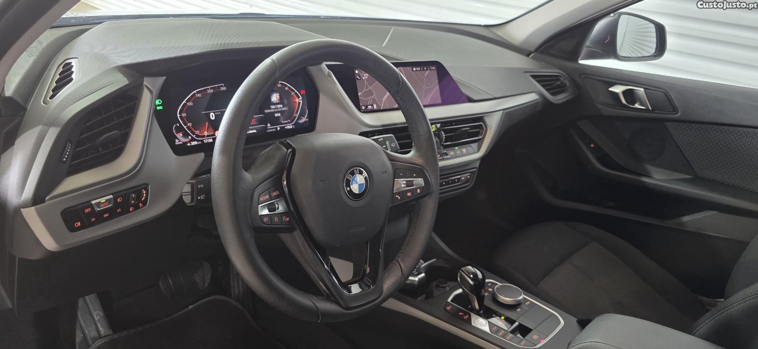 BMW 116 d Auto — fotografia 12