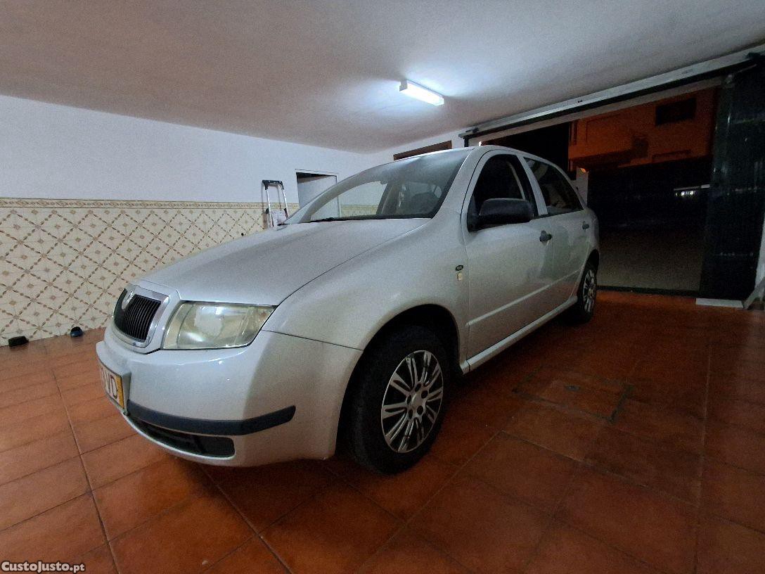 Skoda Fabia 1.2 - 03 foto 5