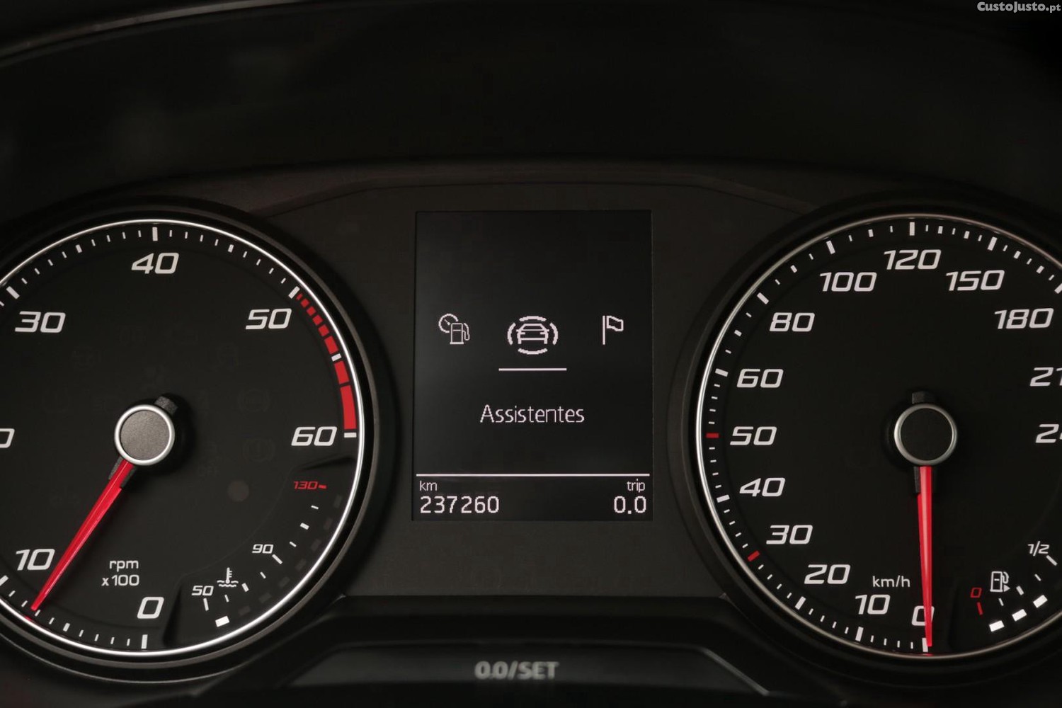 SEAT Arona 1.6 TDI Style — fotografia 21
