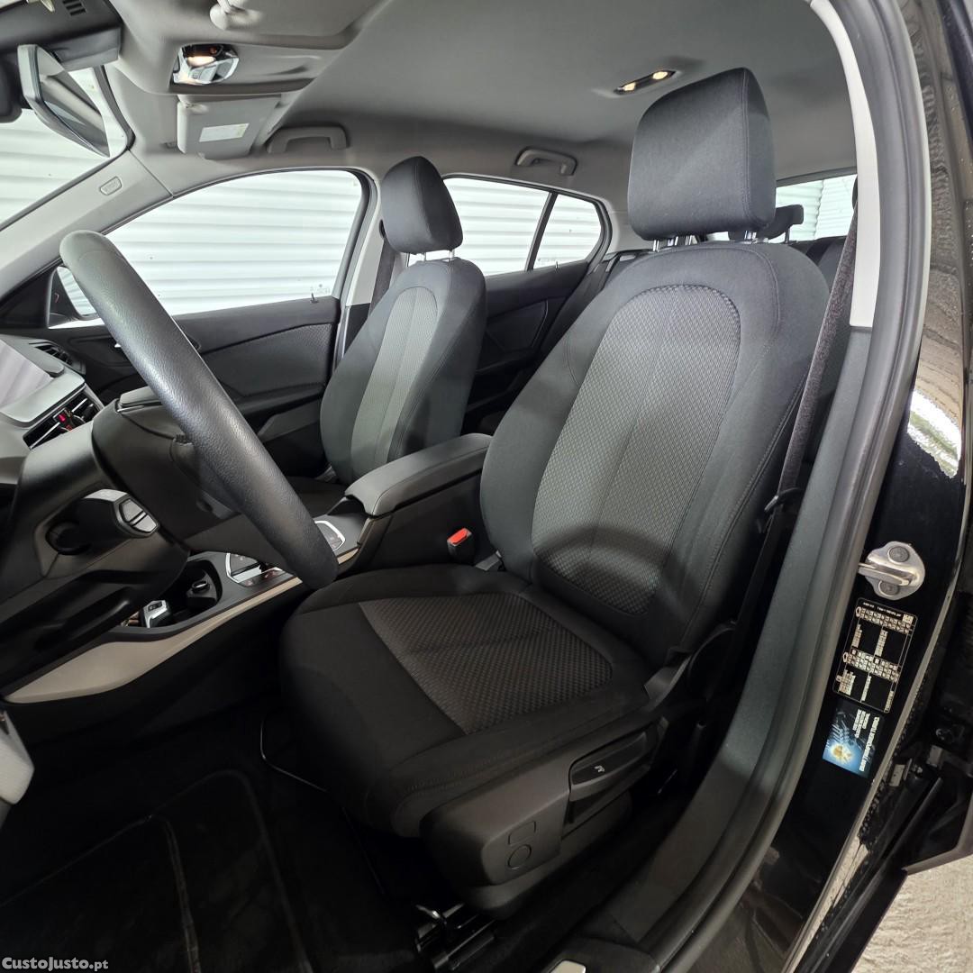 BMW 116 d Auto — fotografia 11