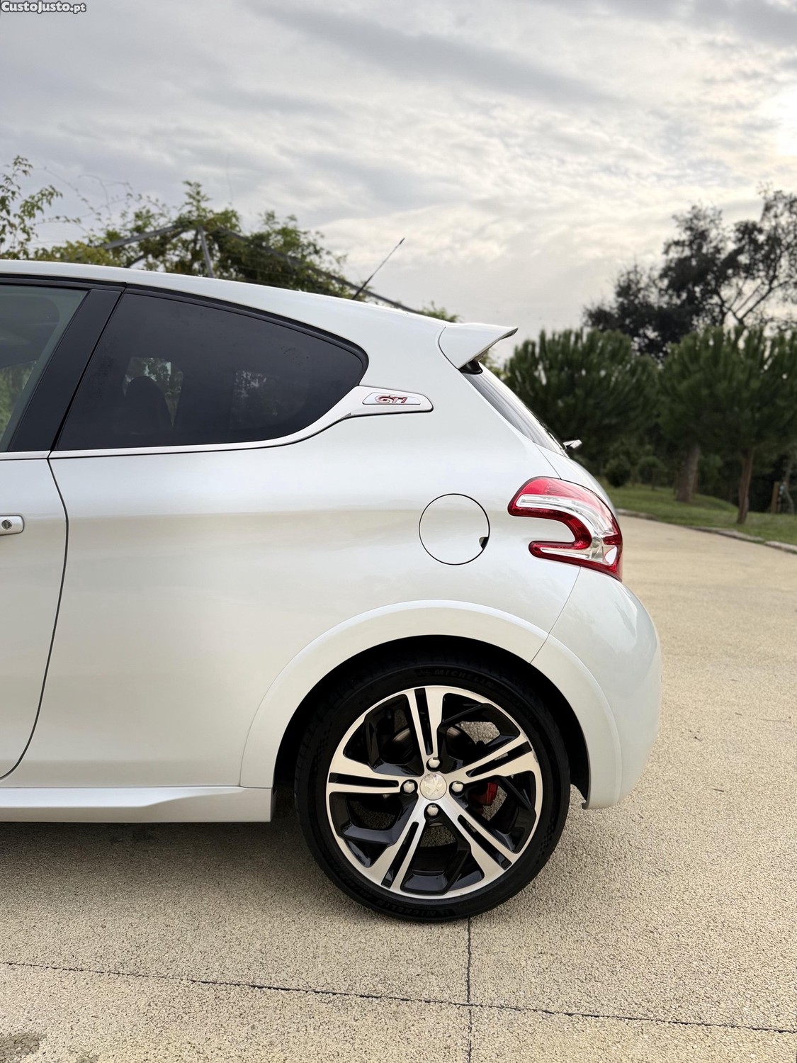 Peugeot 208 1.6  THP GTI 200Cv - 14 foto 5