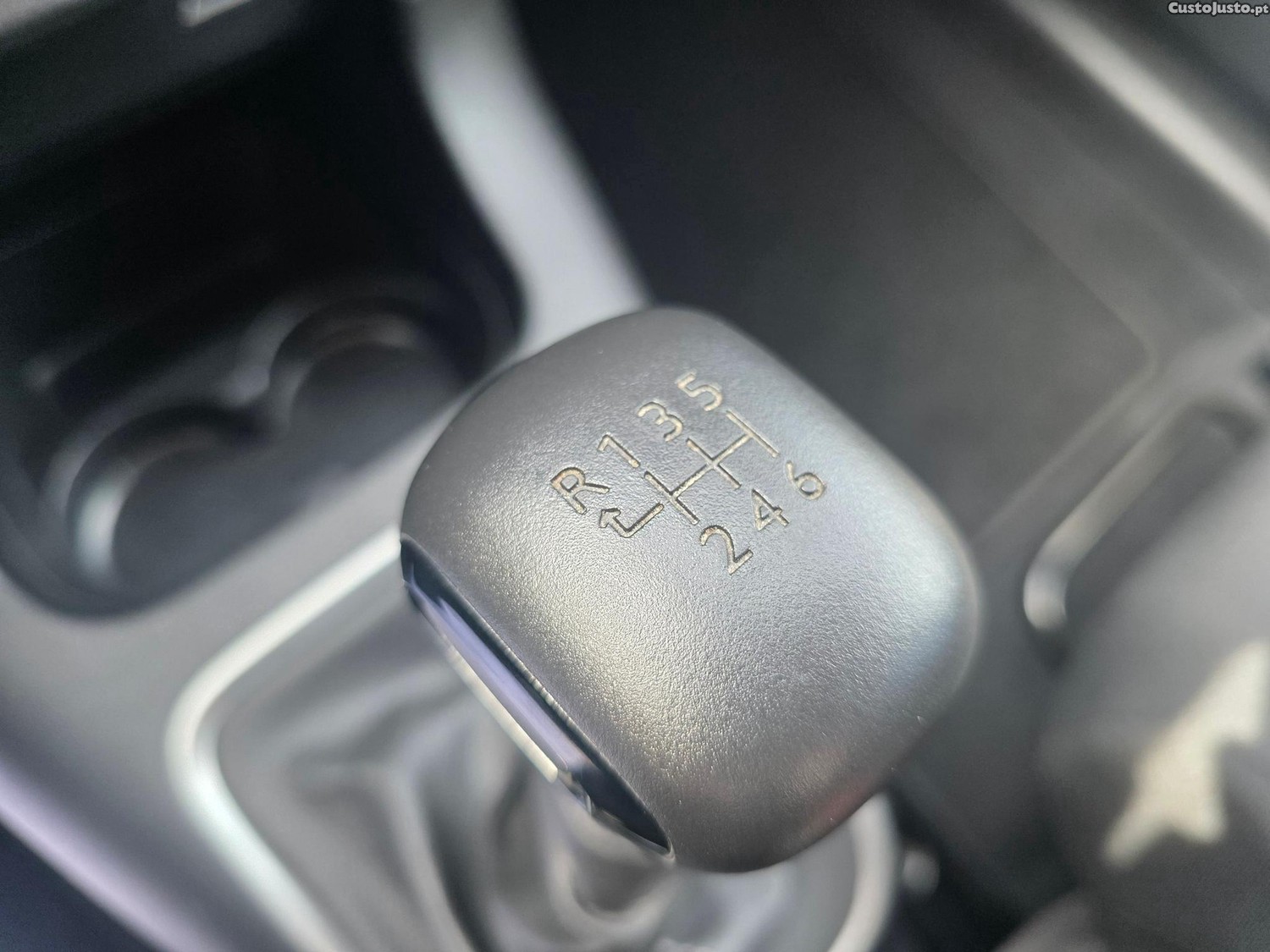 Citroën C3 1.2 PureTech C-Series — fotografia 14