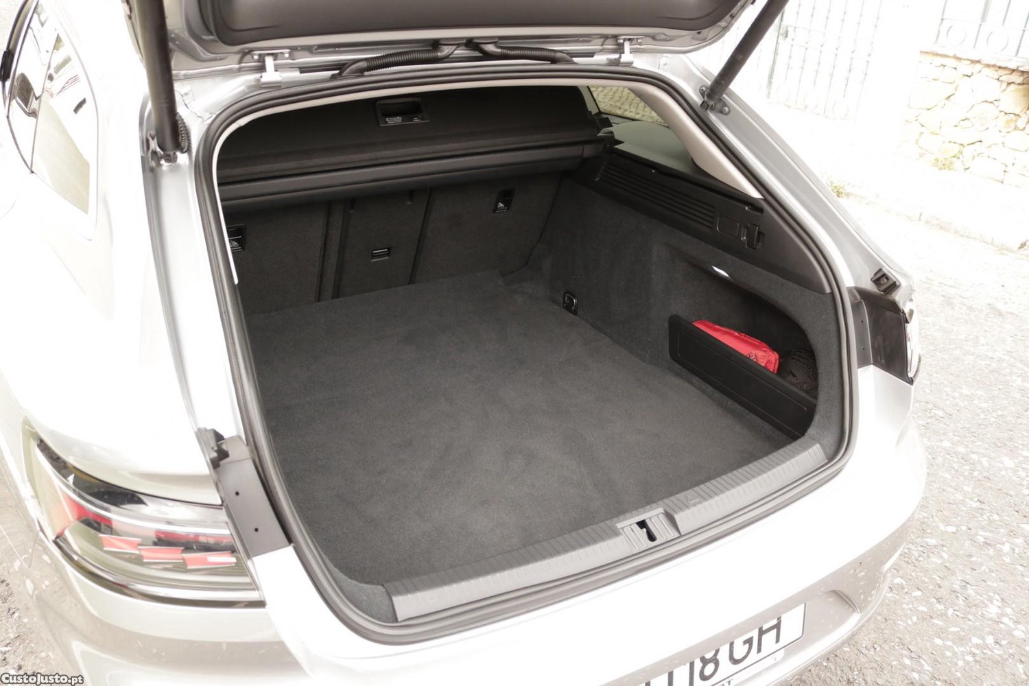 Volkswagen Arteon 2.0 TDI Elegance DSG 150cv — fotografia 42