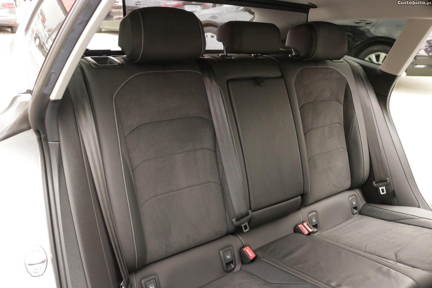 Volkswagen Arteon 2.0 TDI Elegance DSG 150cv — fotografia 33