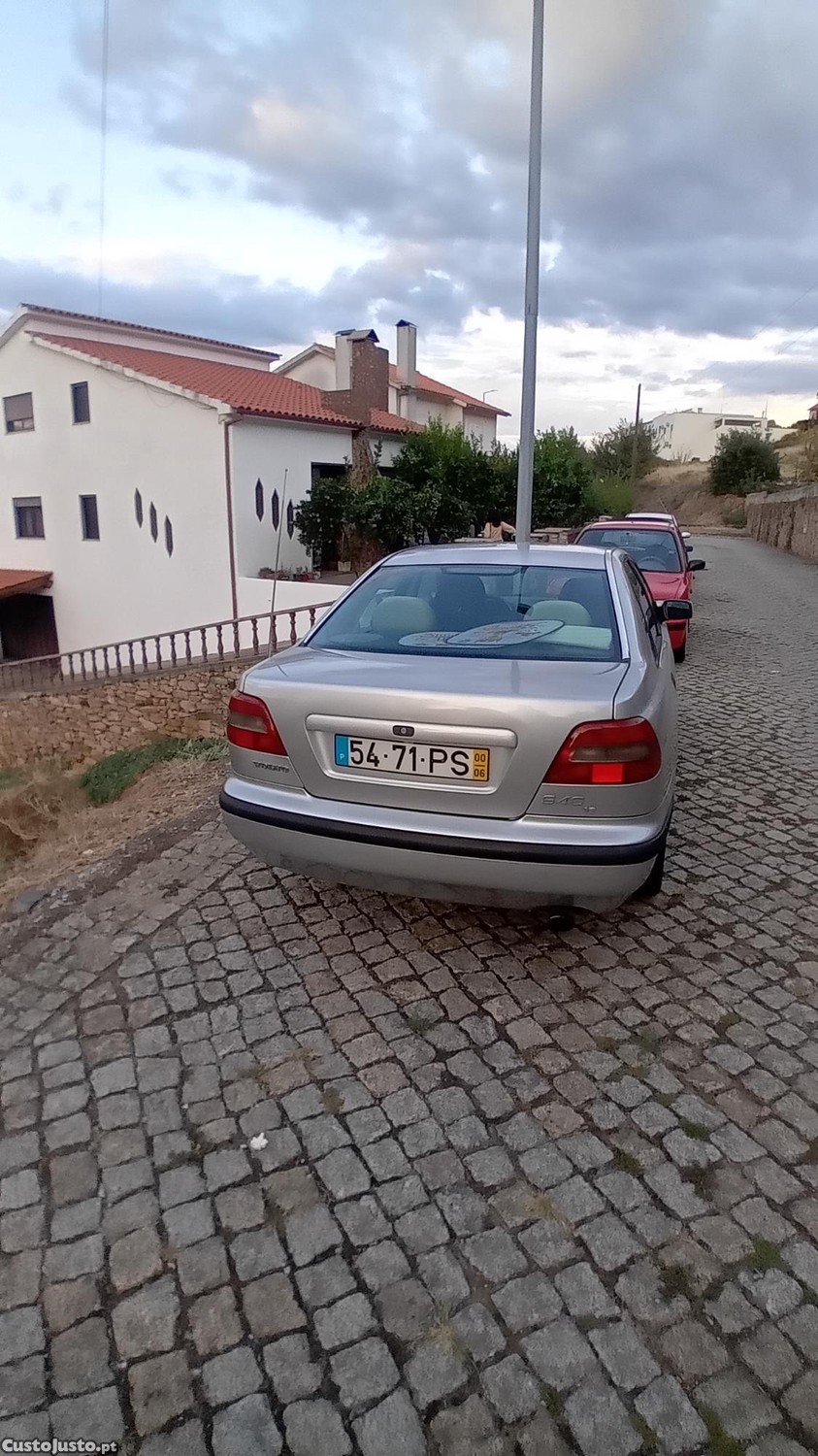 Volvo PV S40 — photo 2
