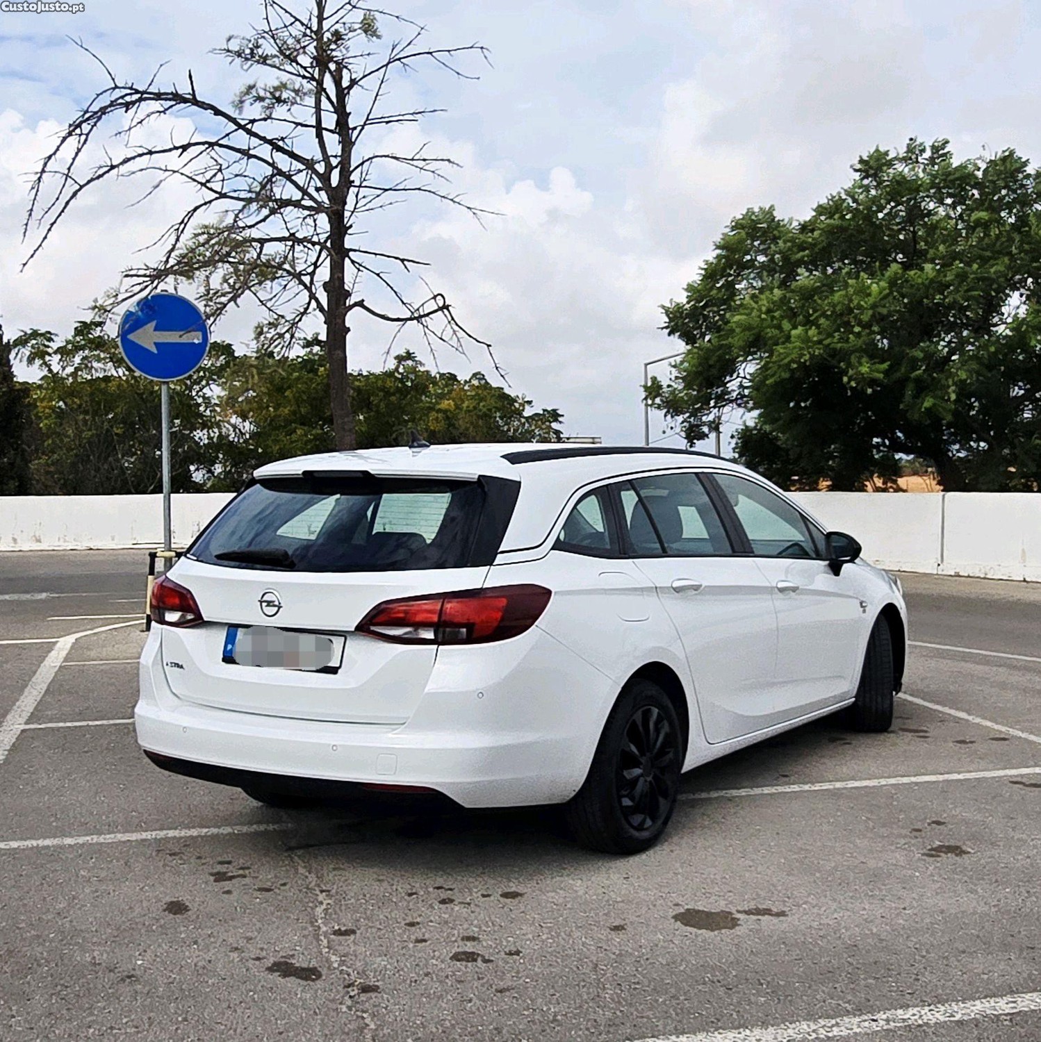 Opel Astra Sport Tourer - 17 foto 4