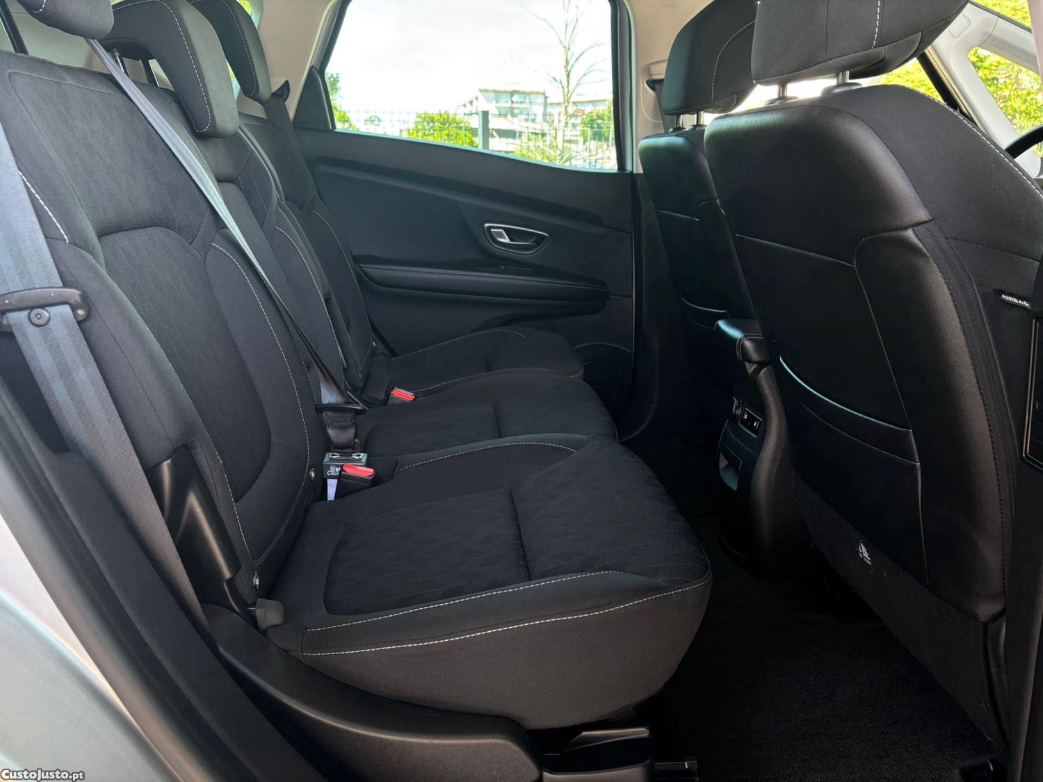 Renault Scénic Scenic 1.7 Blue dCi Limited — fotografia 7