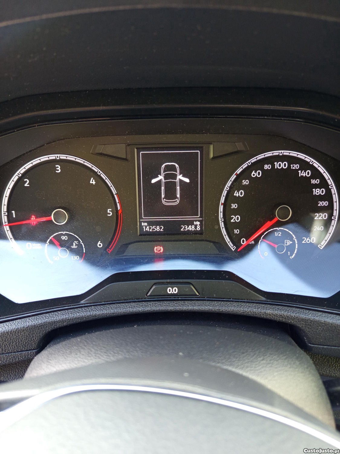 VW T-Roc 1.6 TDI Style — photo 5