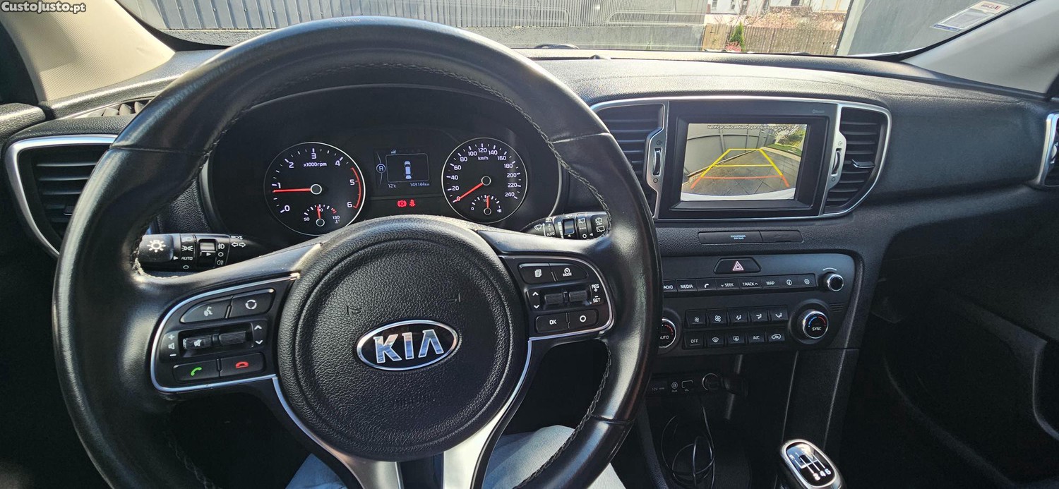 Kia Sportage 1.7 CRdi - 18 foto 5