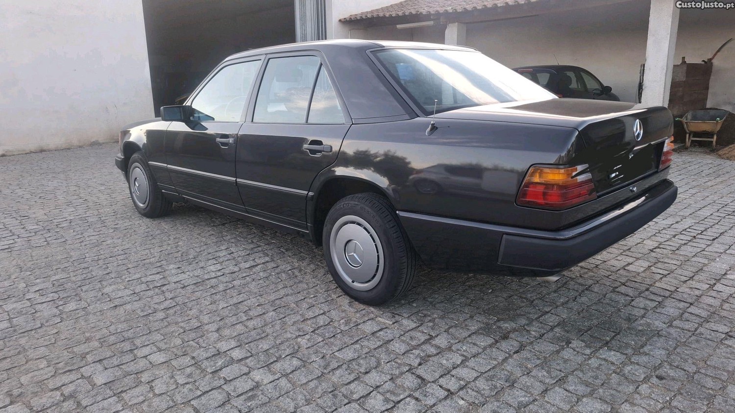 Mercedes-Benz E 200 clássico — photo 4