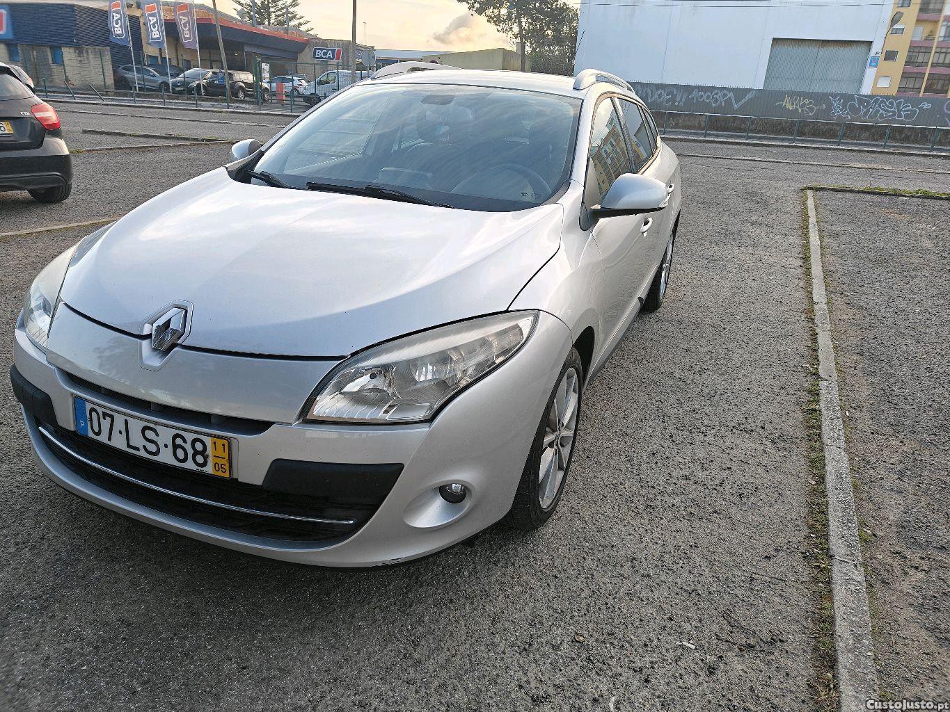 Renault Mégane Dynamic S - 11 foto 2