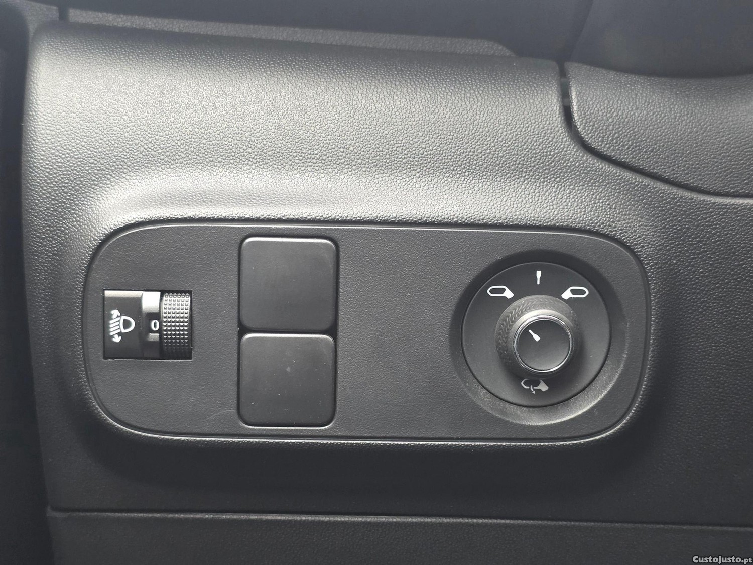 Citroën C3 1.2 PureTech C-Series — fotografia 13