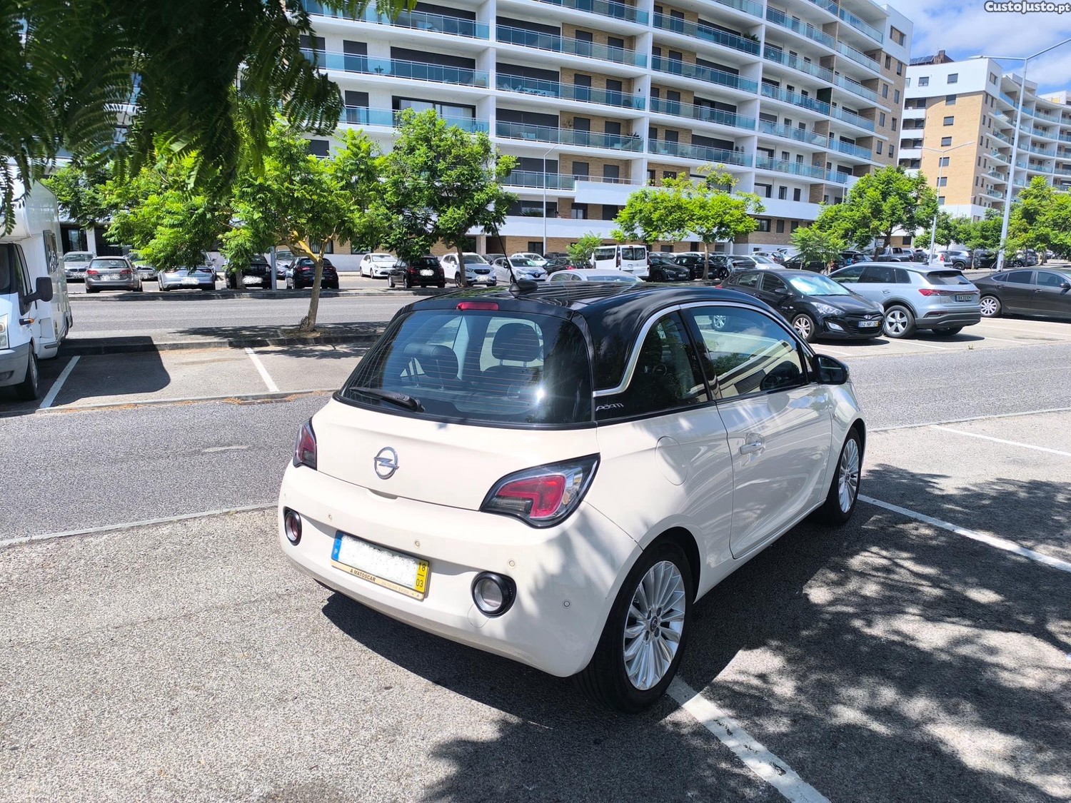 Opel Adam Adam 1.0 Turbo 115cv CX6 Velocidades em bom estado — photo 3