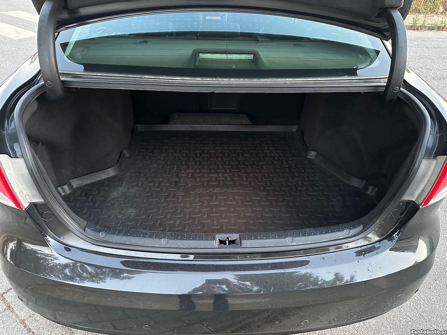Toyota Avensis 2.0d - 10 foto 4