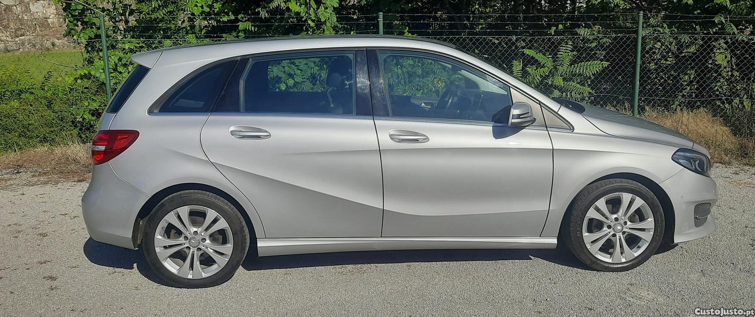 Mercedes-Benz B 180 Sensation - 16 foto 5
