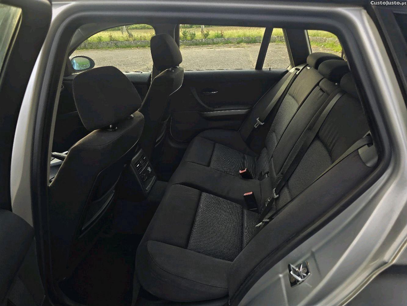 BMW 320 d Touring — fotografia 4