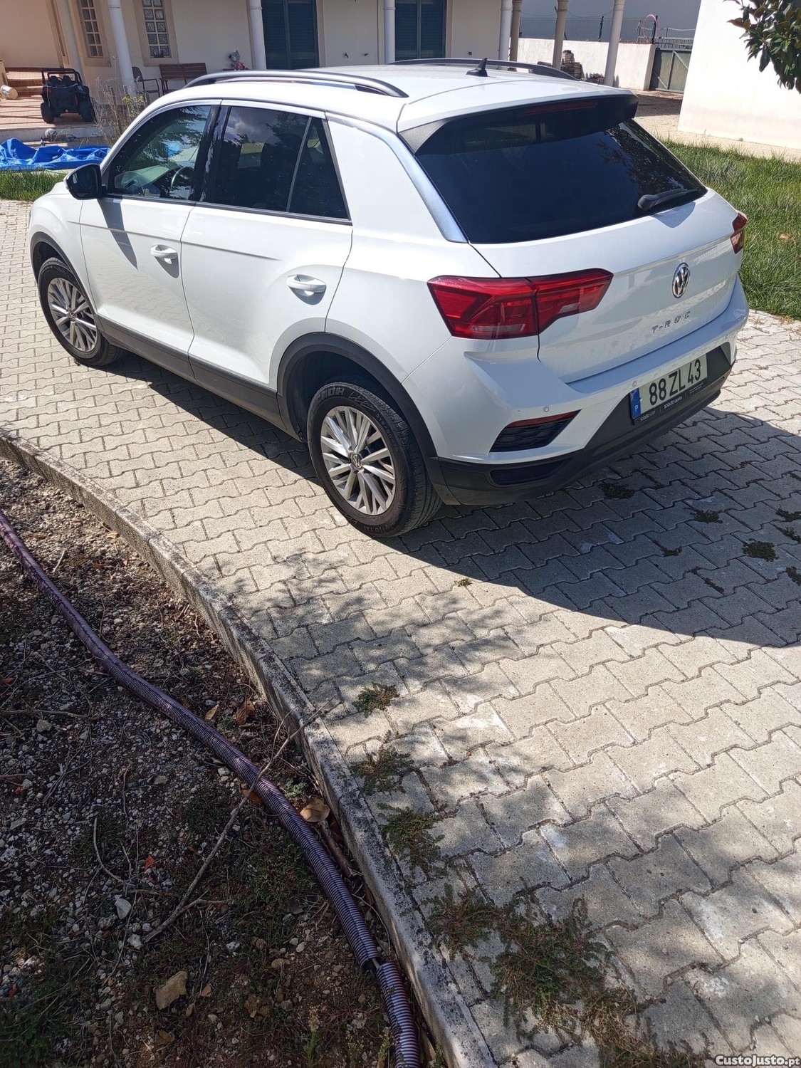 VW T-Roc 1.6 TDI Style — photo 2
