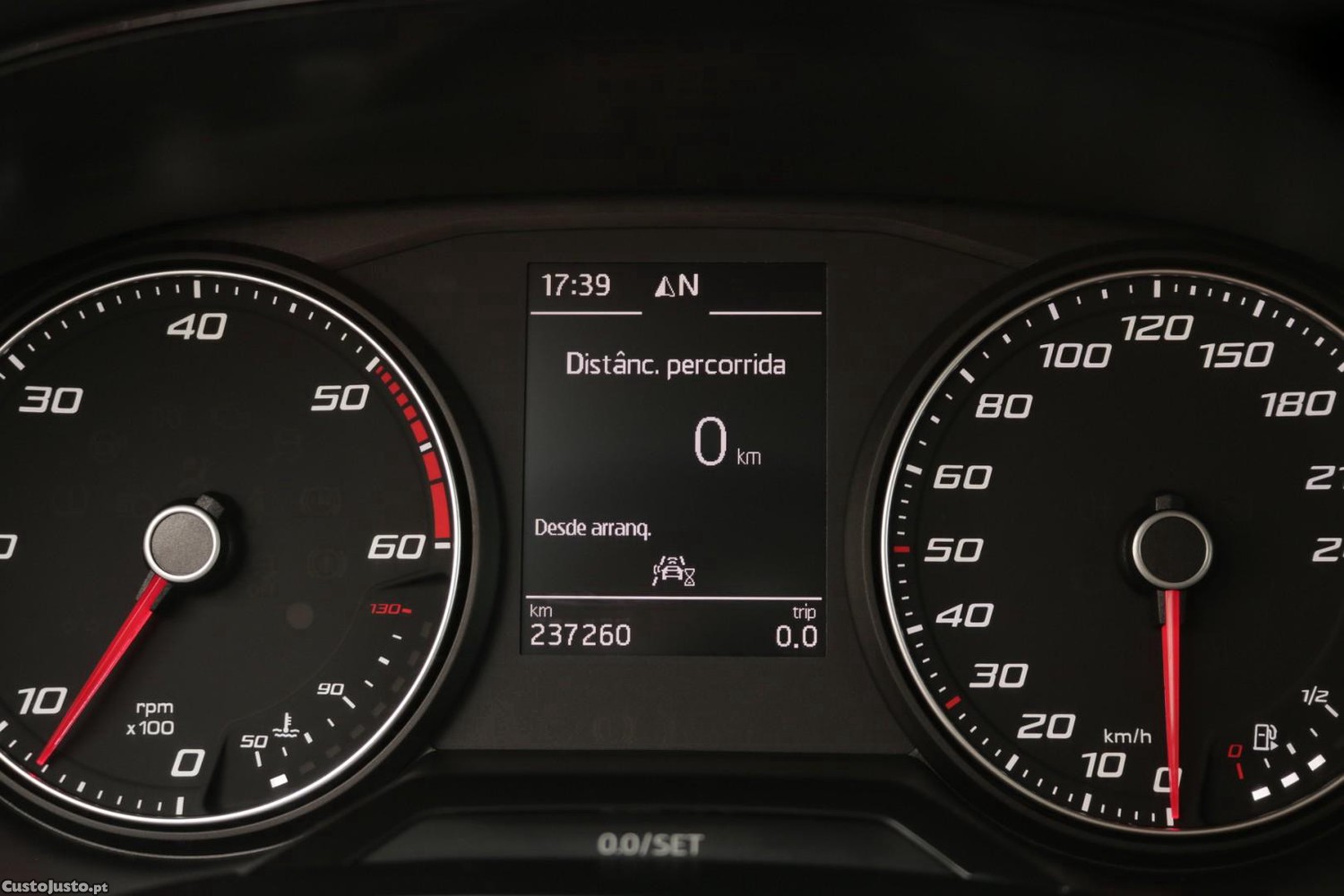 SEAT Arona 1.6 TDI Style — fotografia 22