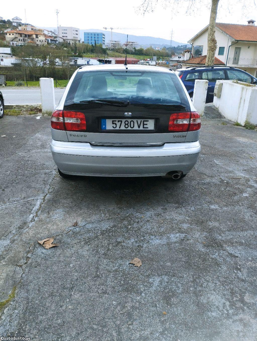 Volvo V40 1.6i (192.000 Kms/Ano 2003) — fotografia 9
