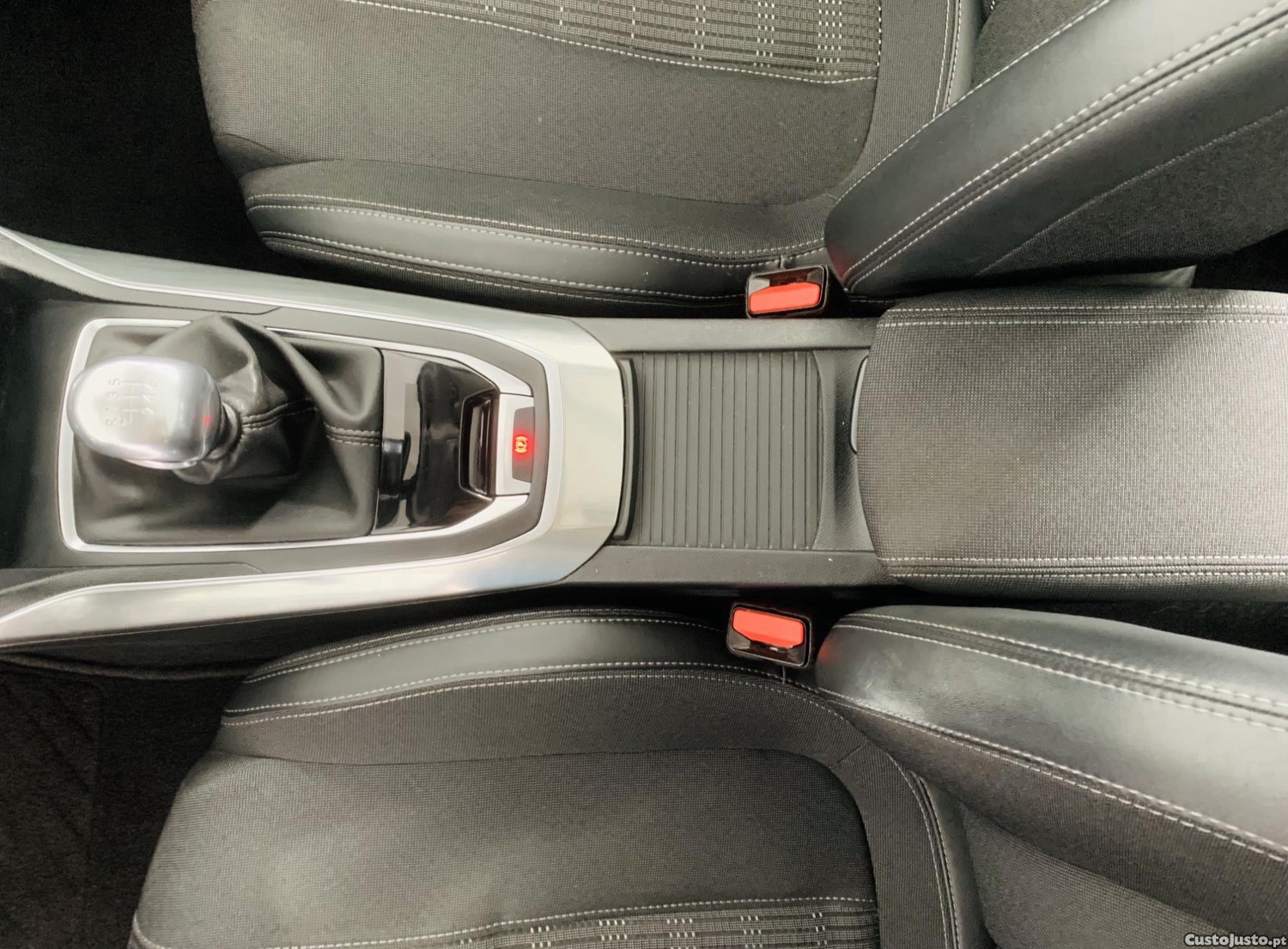 Peugeot 308 SW 1.5 BlueHDi Allure — fotografia 4